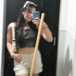 Meet your Posher, Nikki